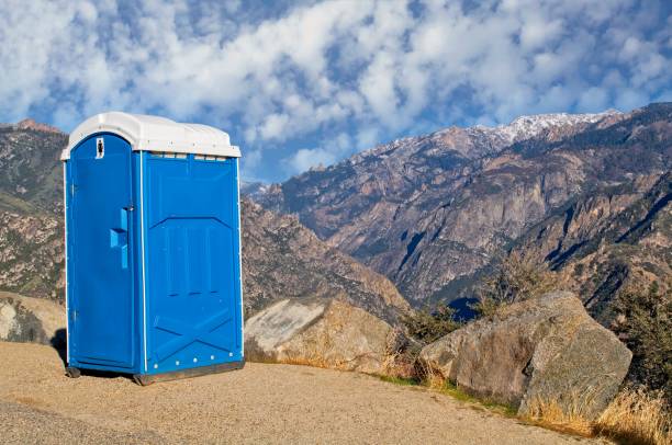 Portable Toilet Options We Offer in South Woodstock, CT
